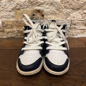 Jordan Kids’ Mid Basketball Shoes Size 9C